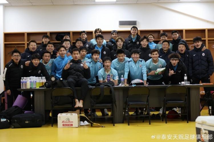  苑維瑋帶隊(duì)首秀告捷，泰安天貺足協(xié)杯5-1大勝青島五月的風(fēng)