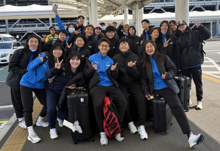  武漢女足前往日本參加女足亞冠！王霜曬照：日本，我們來(lái)了