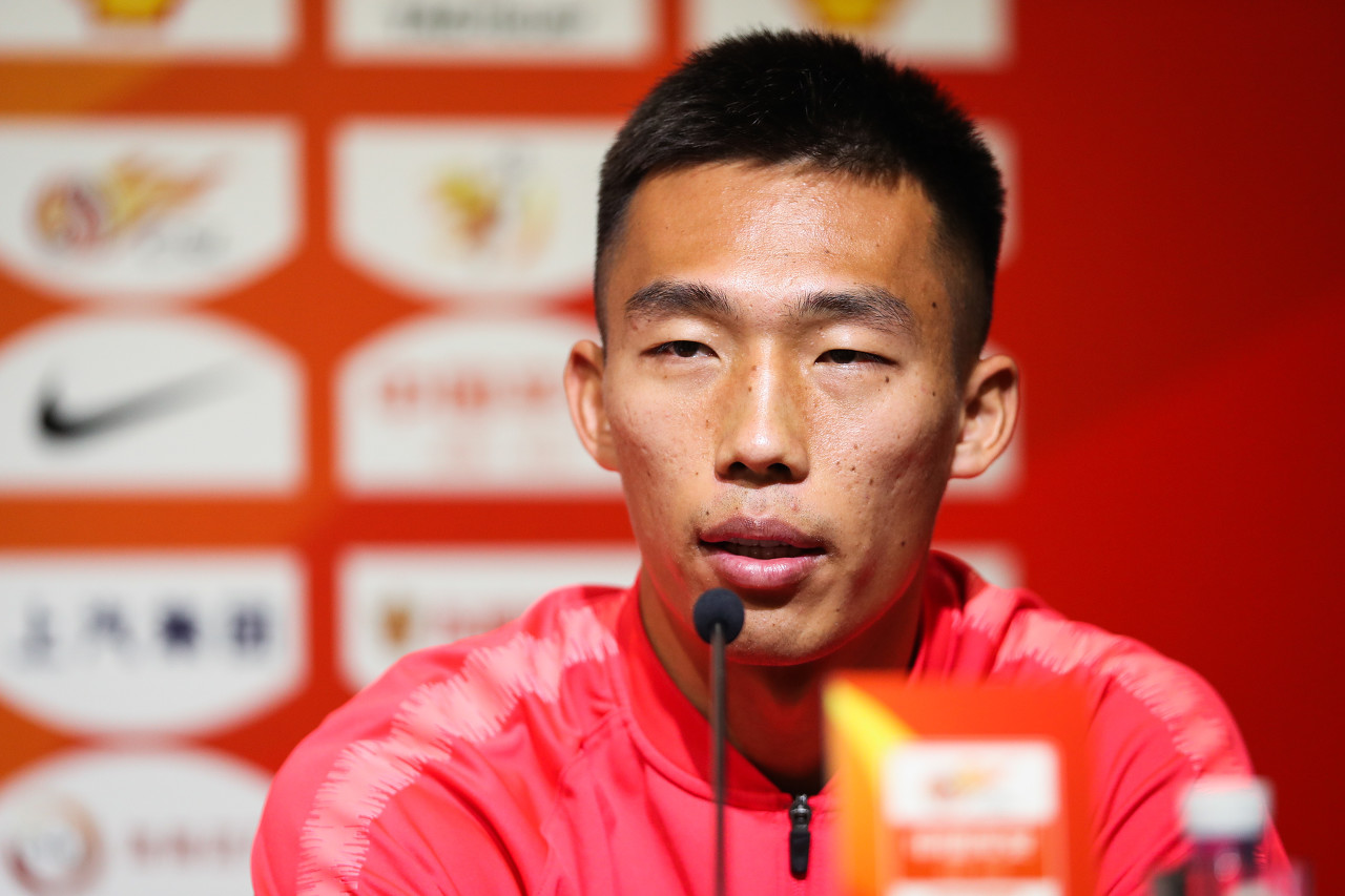  東體：劉小龍已前往西海岸報到 大連方面一直對劉祝潤、賀慣有意
