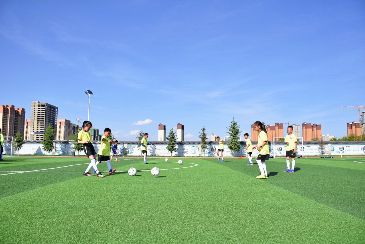  廣東省教育廳：全面落實(shí)中小學(xué)生每天校園體育不低于2小時